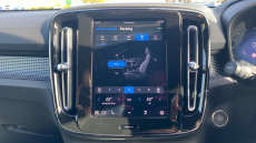 Volvo XC40 2.0 B4P Plus Dark 5dr Auto Petrol Estate